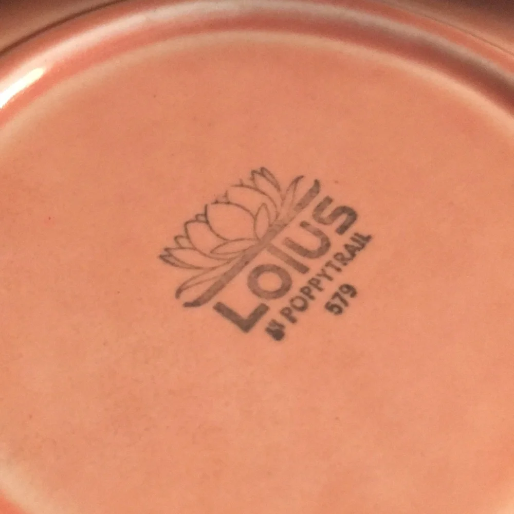 Vintage Poppytrail flower in Apricot, 8” diameter. - Picture 4 of 4